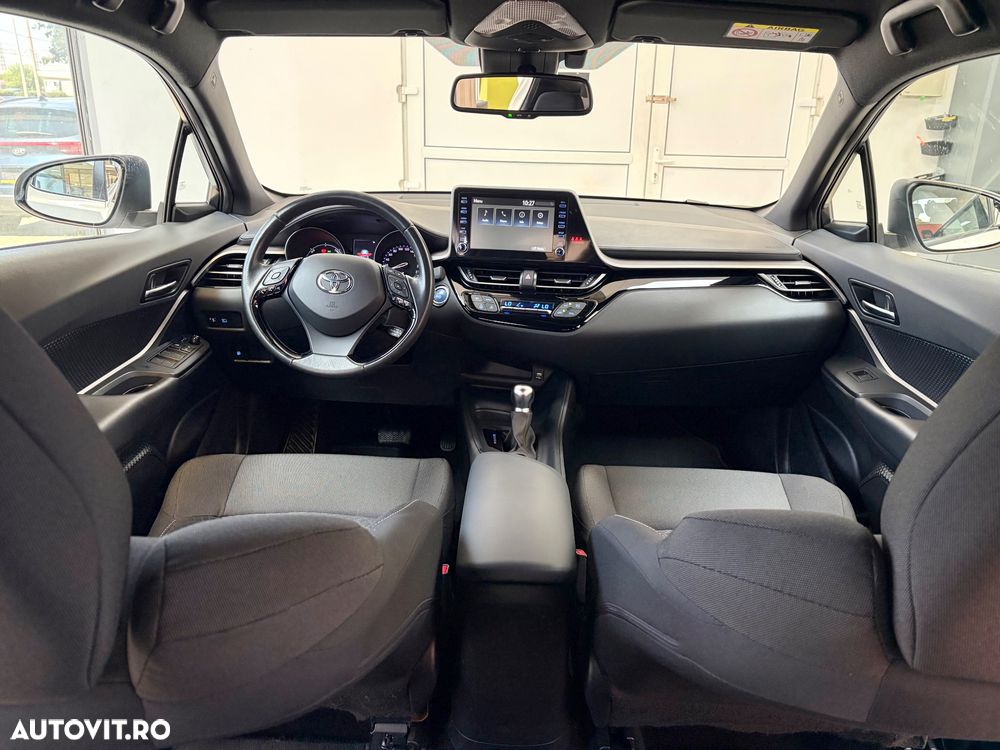 Toyota C-HR Business-Edition - 2