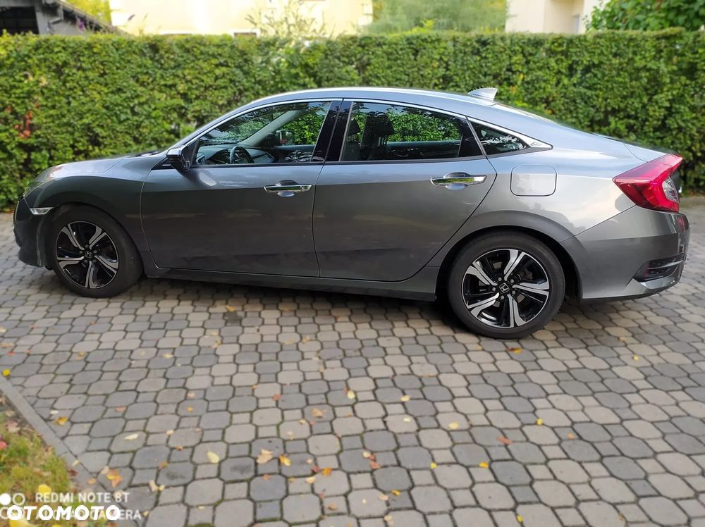 Honda Civic 1.5 T Elegance - 2