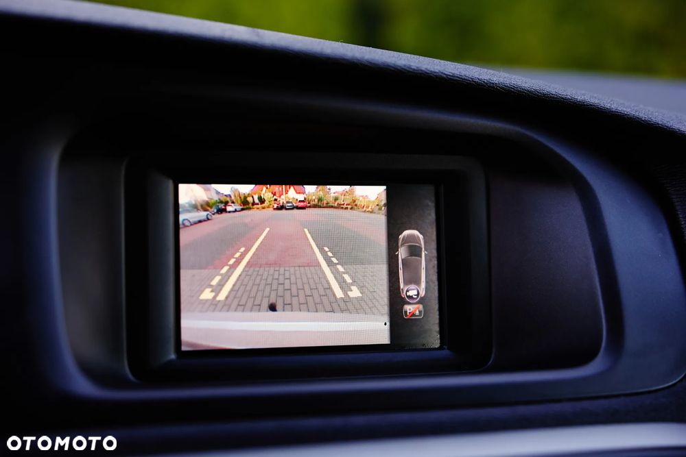 Volvo V40 D2 Kinetic - 17