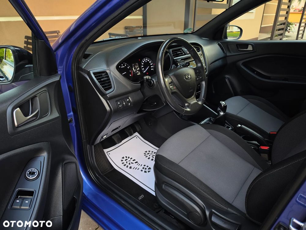 Hyundai i20 1.2 Passion - 37