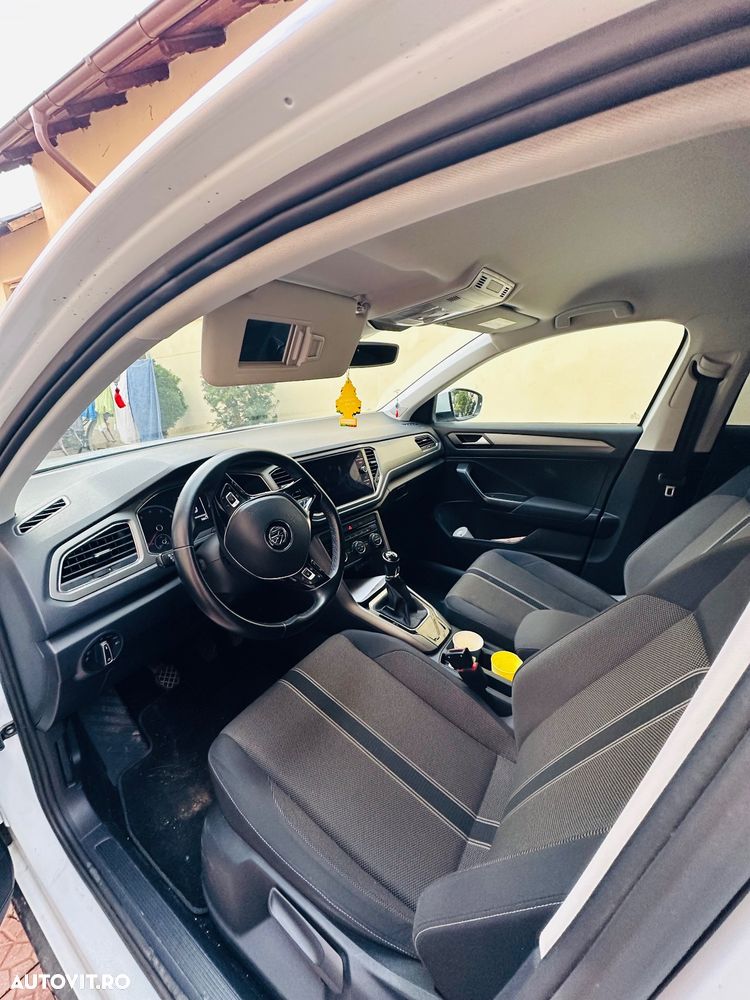 Volkswagen T-ROC - 4