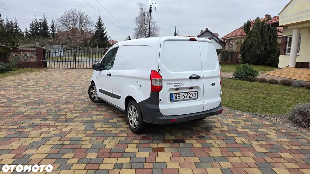 Ford Transit Courier - 7