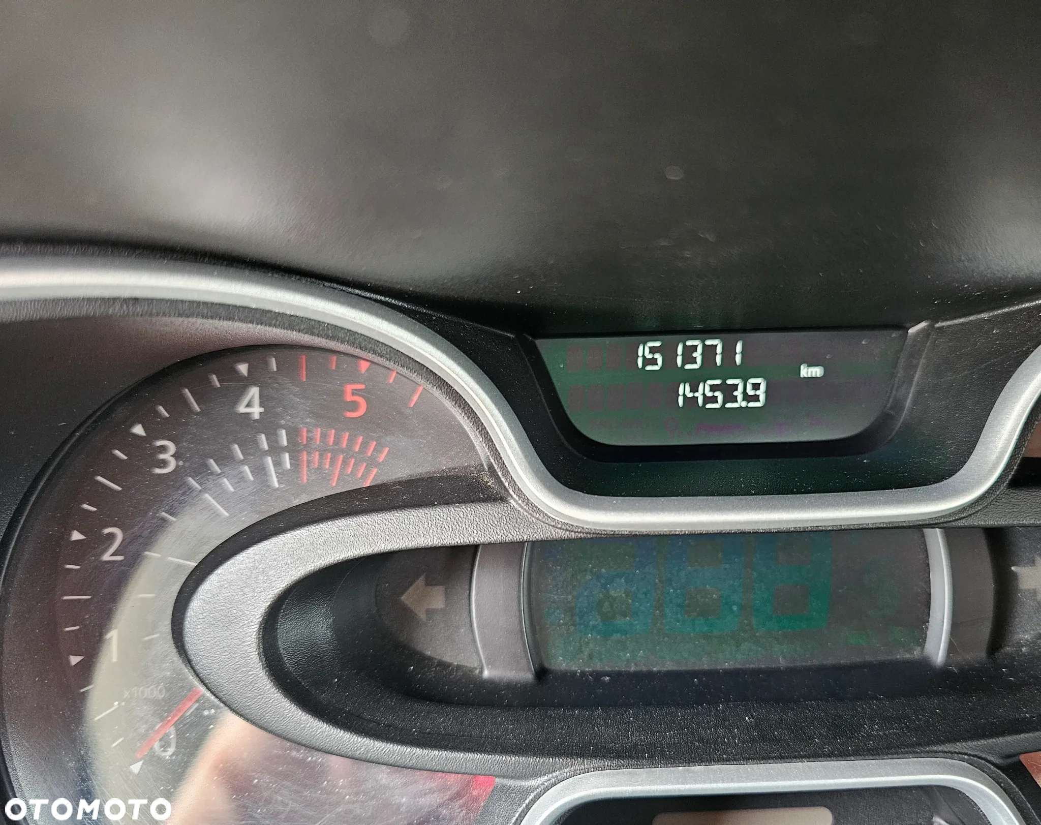 Renault TRAFIC - 11