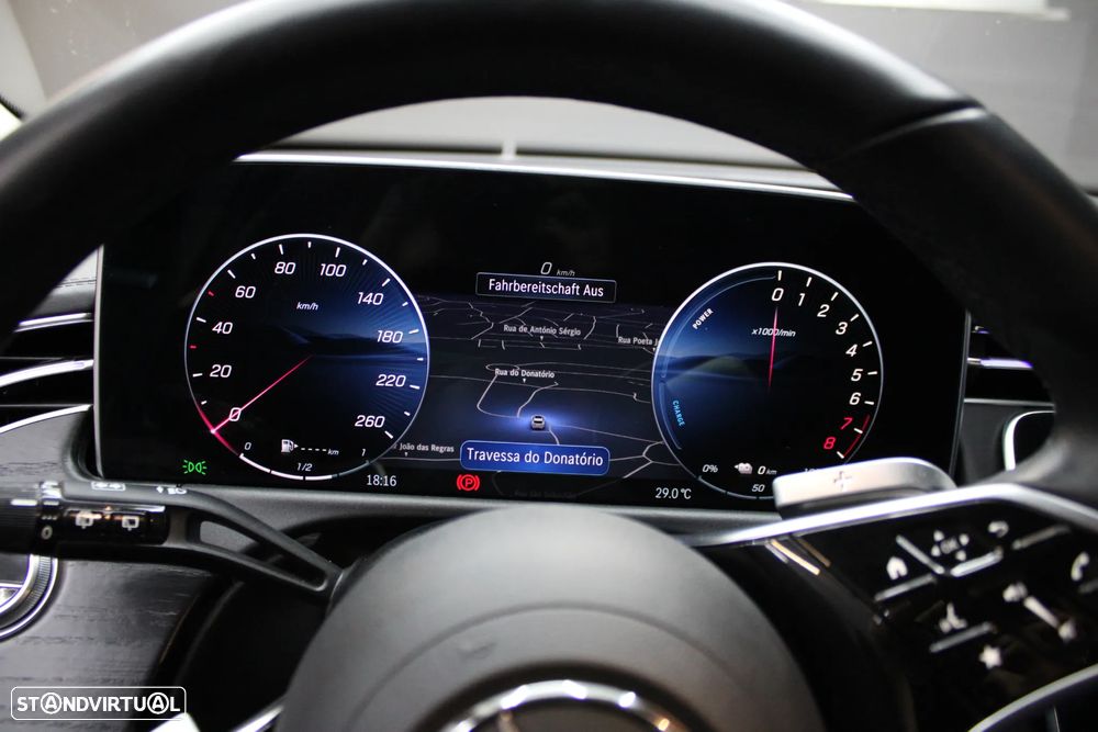Mercedes-Benz E 300 e Exclusive Line - 8