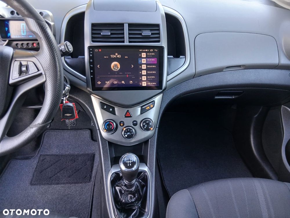 Chevrolet Aveo 1.4 16V LT - 22