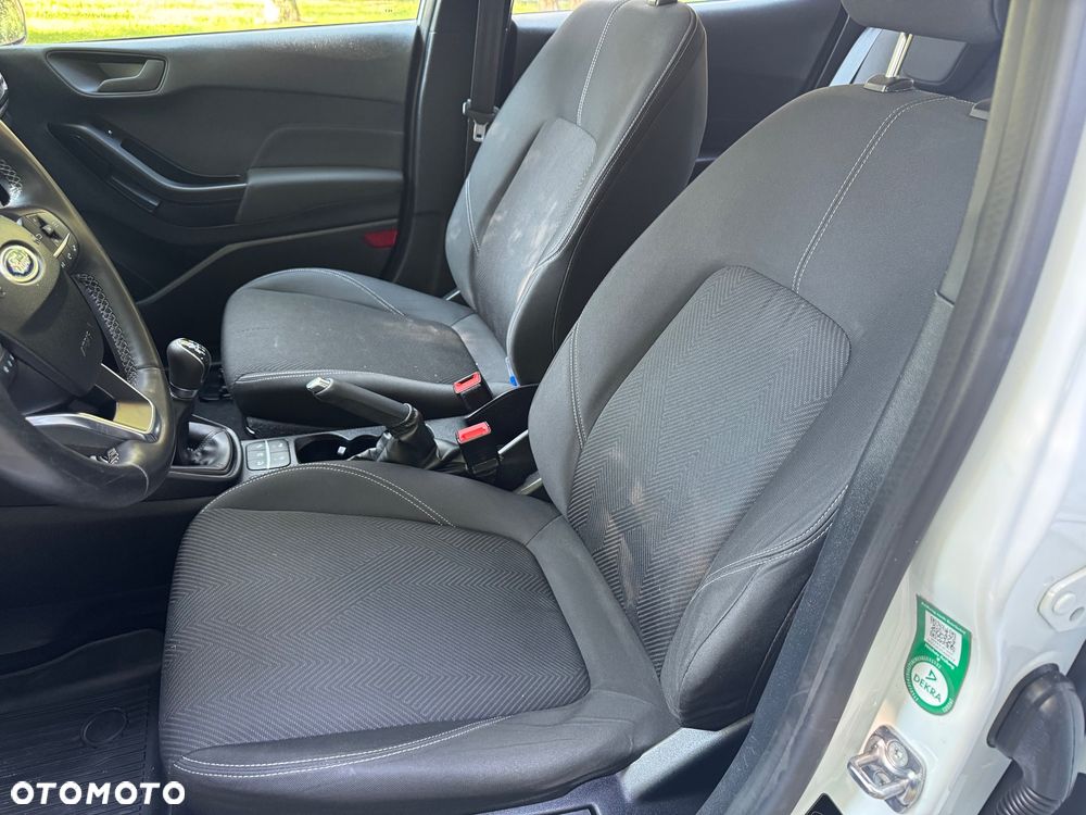Ford Fiesta 1.1 Titanium ASS - 16