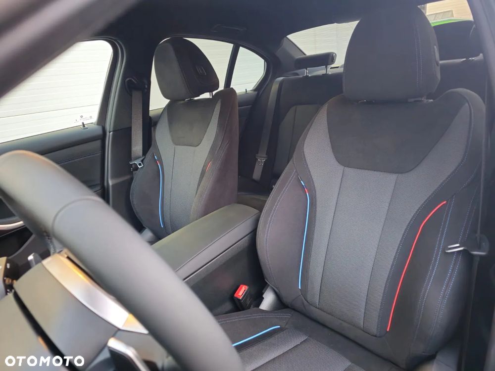BMW Seria 3 318i - 18