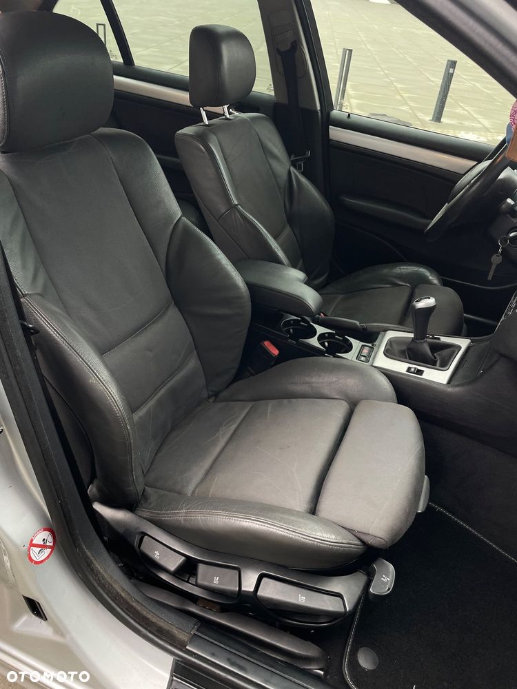 BMW Seria 3 320d Edition Sport - 21