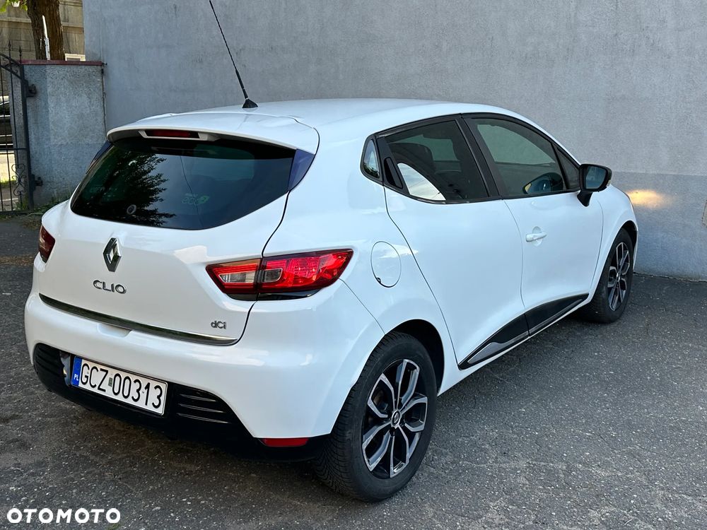 Renault Clio 1.5 dCi Expression - 5