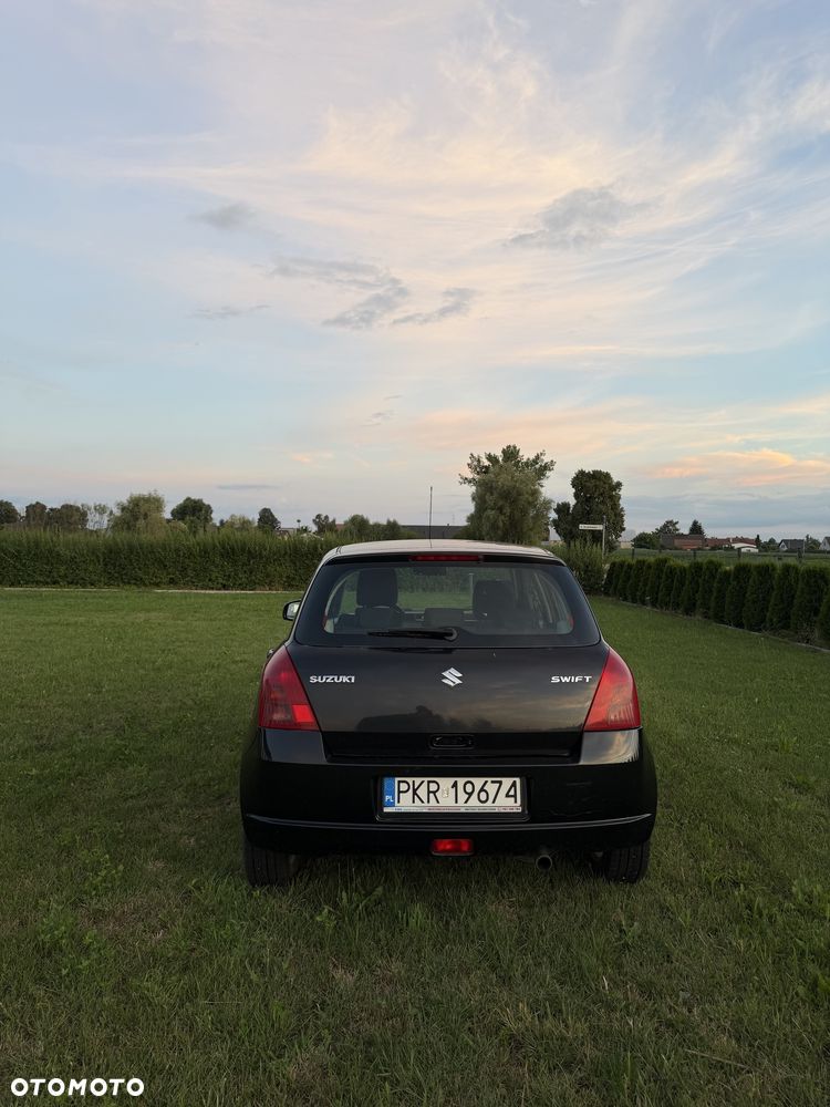 Suzuki Swift - 5