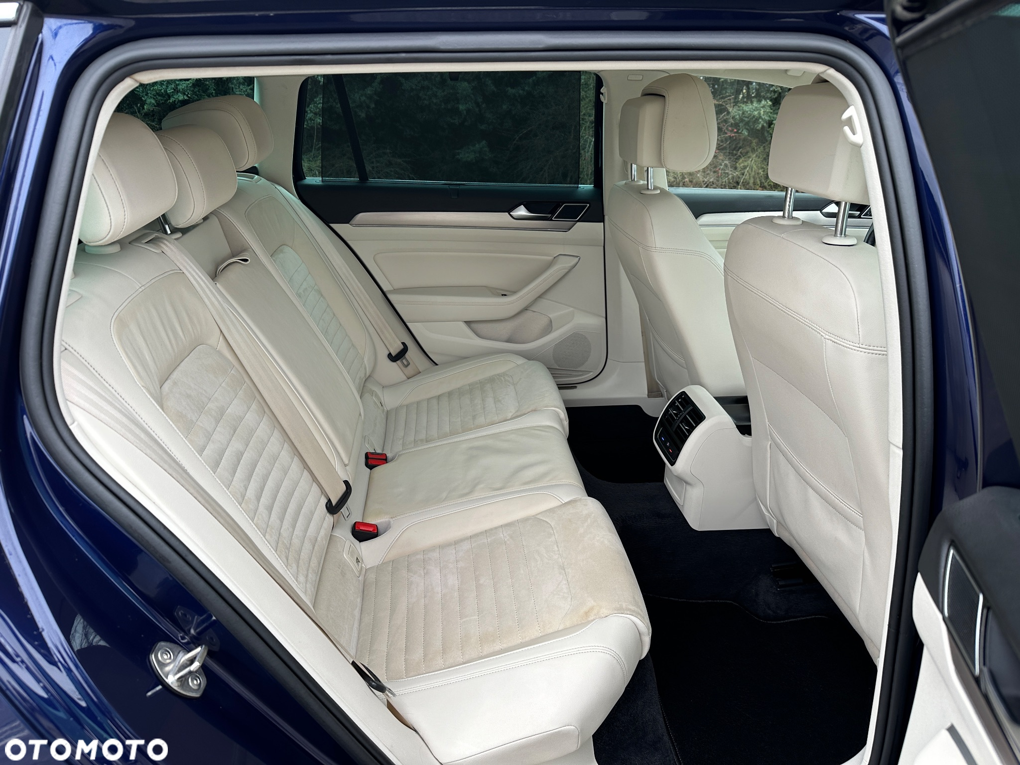 Volkswagen Passat Variant 1.6 TDI (BlueMotion Technology) Trendline - 27