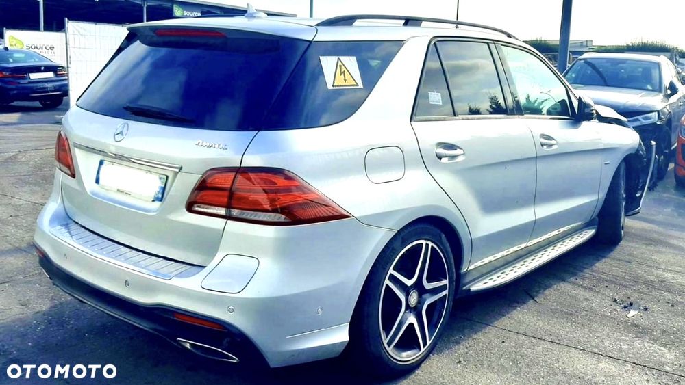 Mercedes-Benz GLE 500 e 4Matic 7G-TRONIC AMG Line - 1