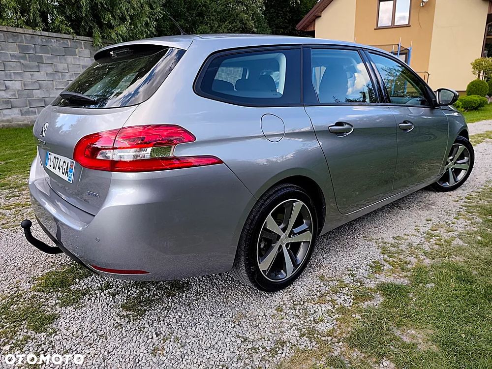Peugeot 308 1.6 BlueHDi Allure S&S EAT6 - 6
