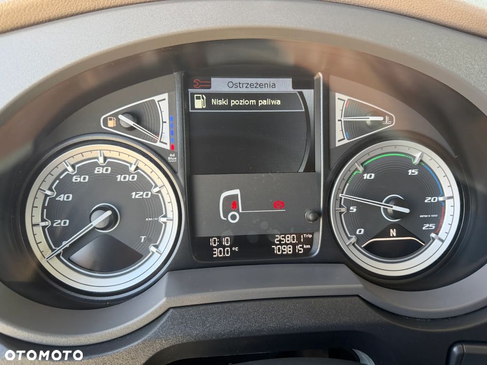 DAF XF 106 480 / MEGA LOW DECK / 709 TYS. KM PRZEBIEGU / NOWY TACHOGRAF / NAJWYŻSZA KABINA SUPER SPACE CAB / LODÓWKA / 2018 ROK !! - 25