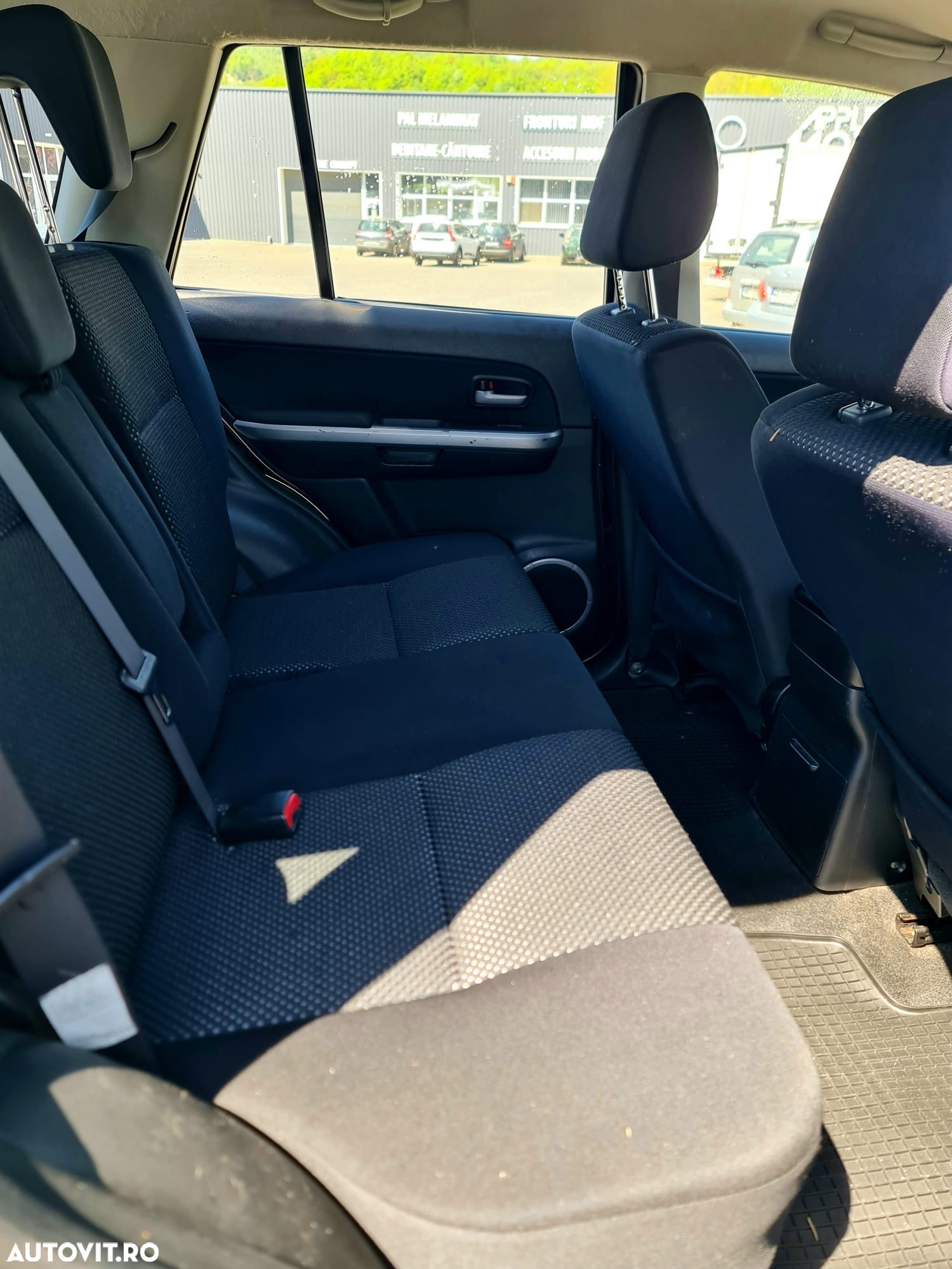 Suzuki Grand Vitara 2.0 Comfort - 4