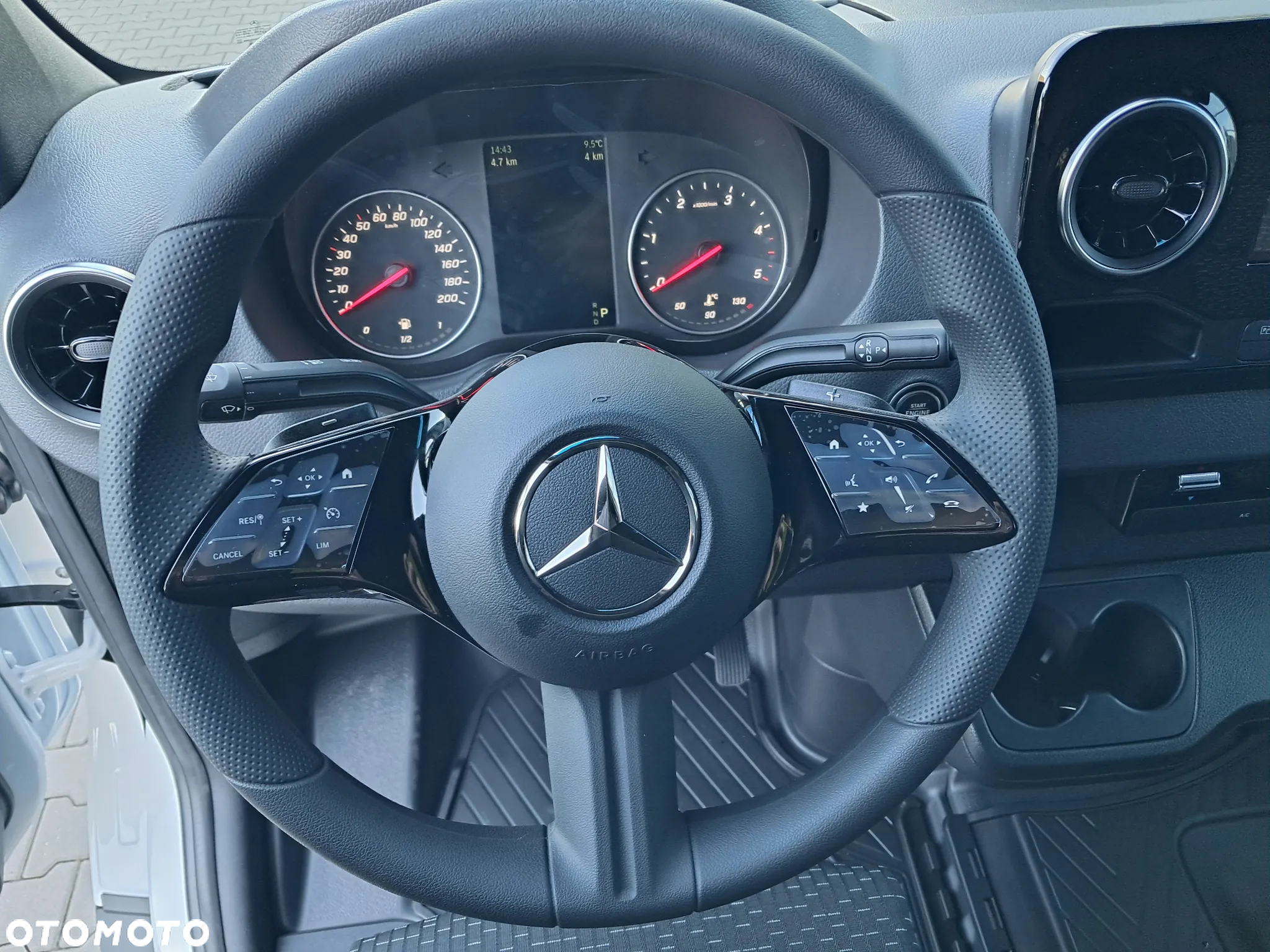Mercedes-Benz Sprinter 317 CDI Furgon PRO długi 4325 mm L3H2 - 22