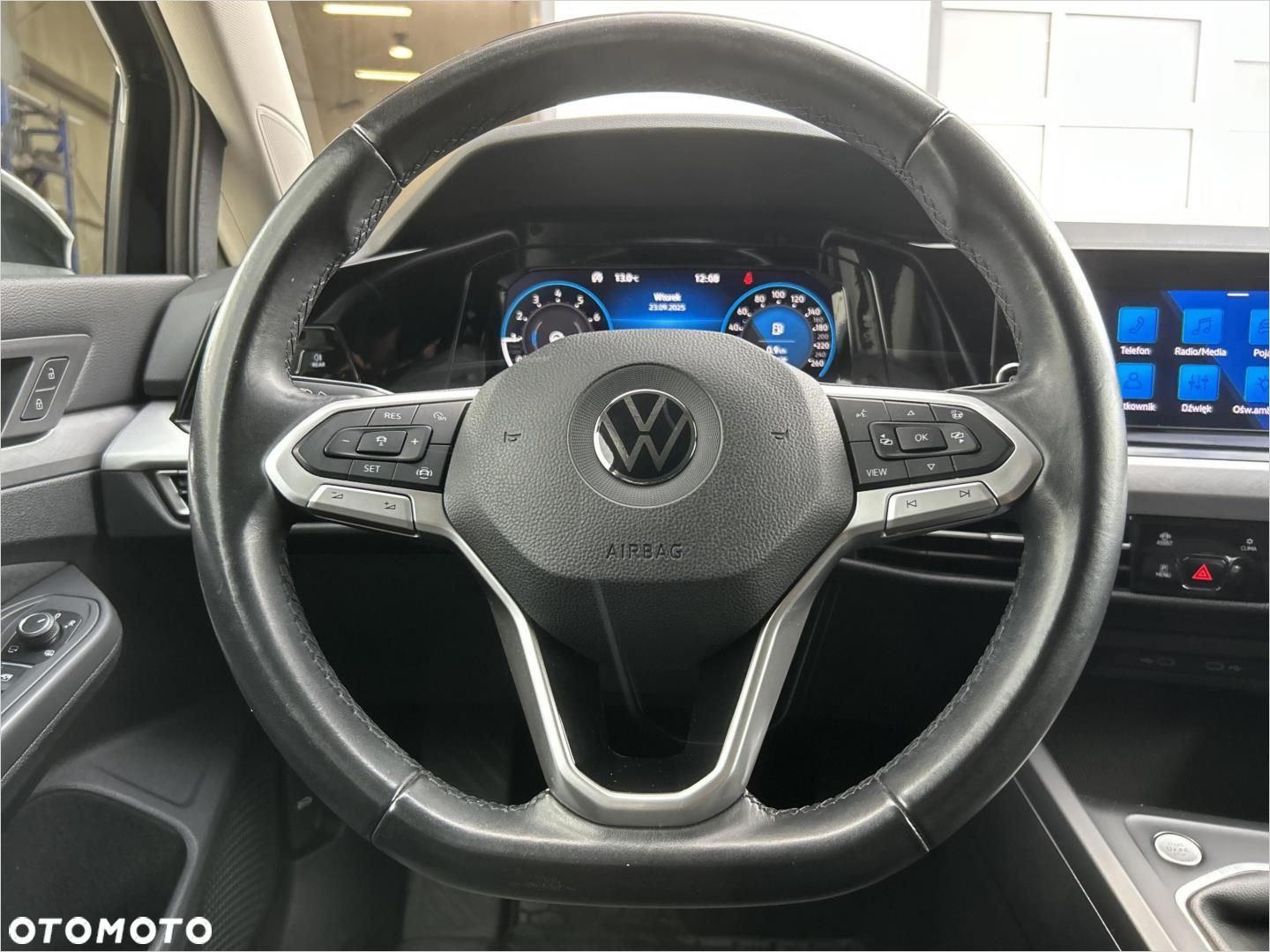Volkswagen Golf VIII 1.5 TSI EVO Life - 19