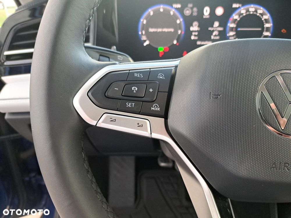 Volkswagen Passat - 18