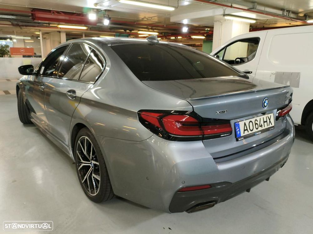 BMW 545 e xDrive - 3