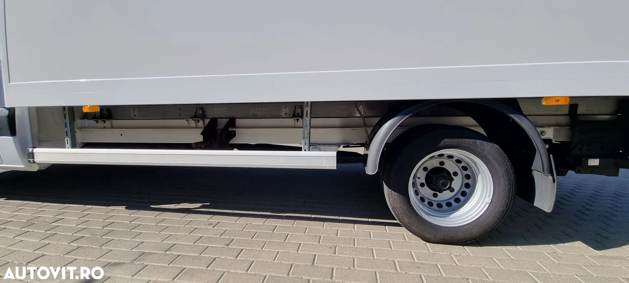 Mercedes-Benz Sprinter - 18