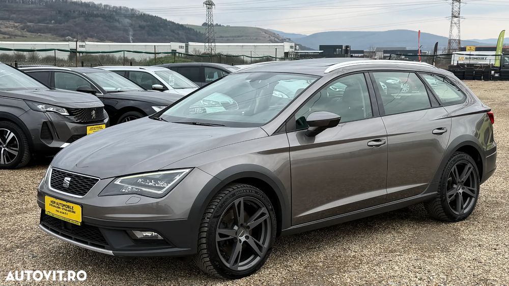 Seat Leon 2.0 TDI Start&Stop 4DRIVE DSG X-Perience - 23