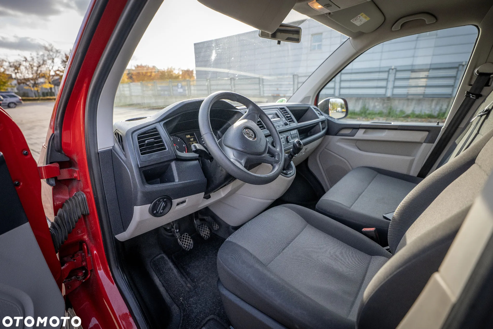 Volkswagen Transporter - 12