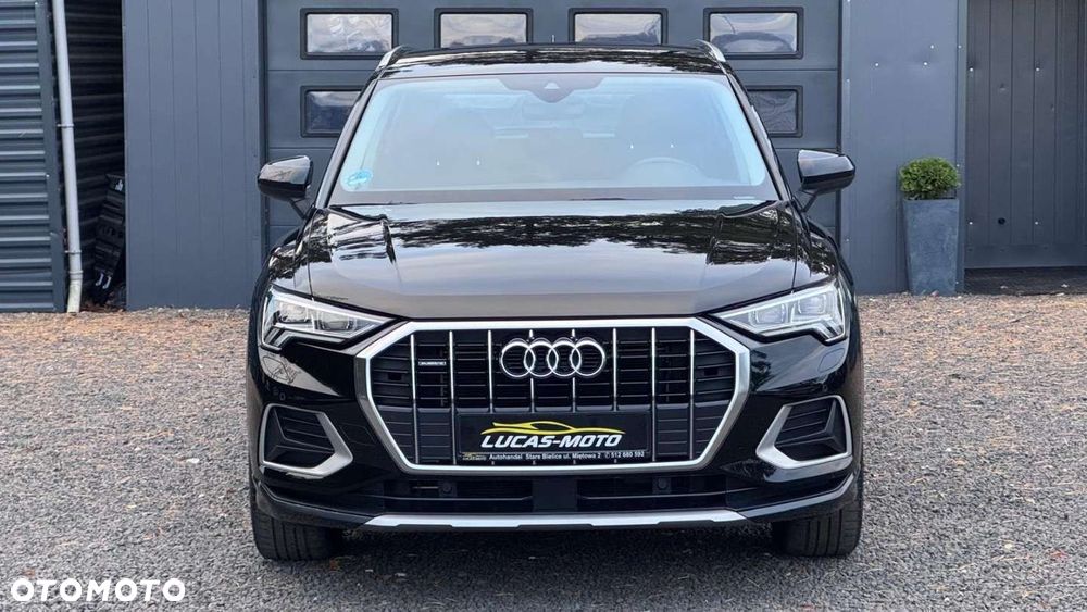 Audi Q3 2019 photo 2