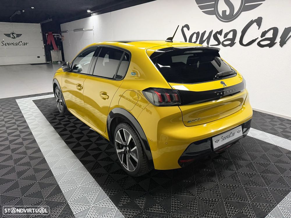 Peugeot e-208 50 kWh GT - 4