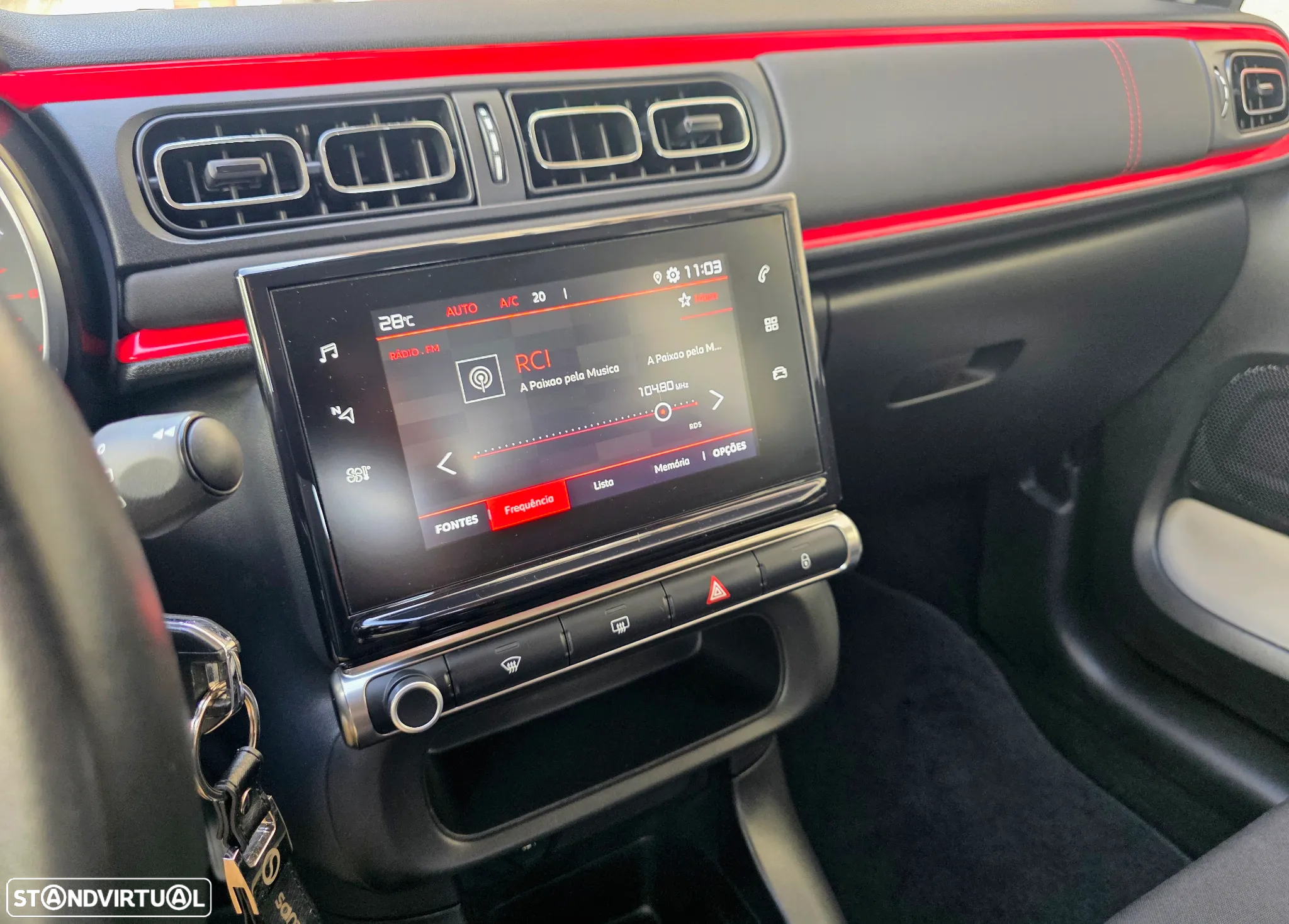 Citroën C3 1.2 PureTech Shine - 32