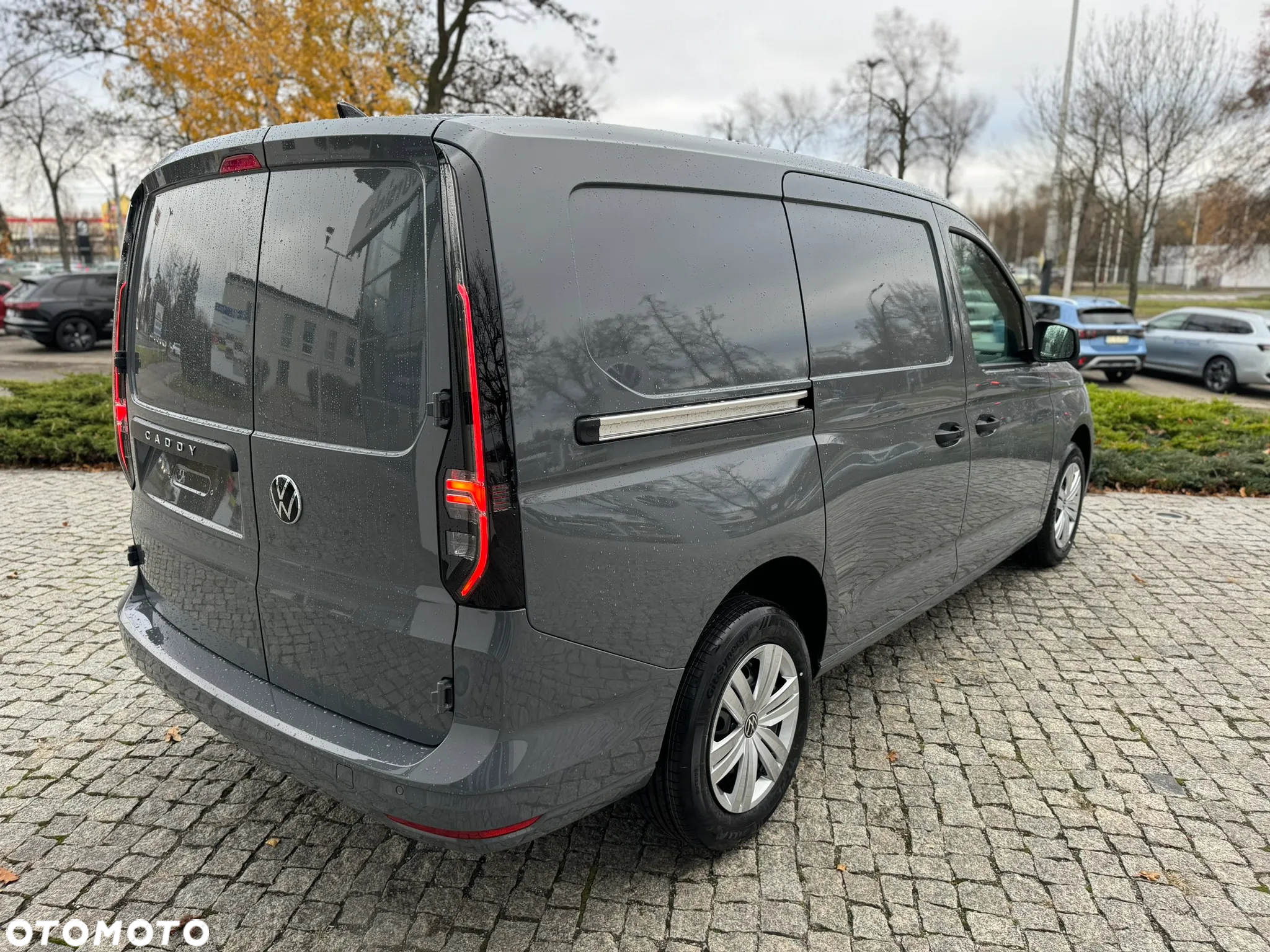 Volkswagen Caddy Maxi Cargo - 7
