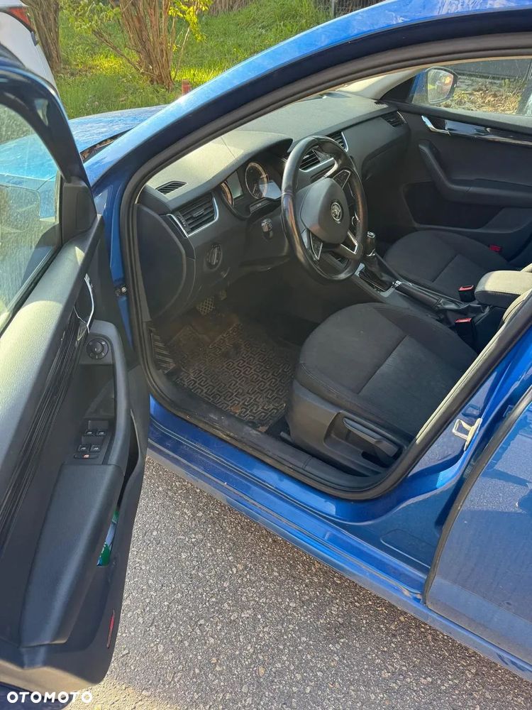 Skoda Octavia 2.0 TDI SCR 4x4 Ambition DSG - 7