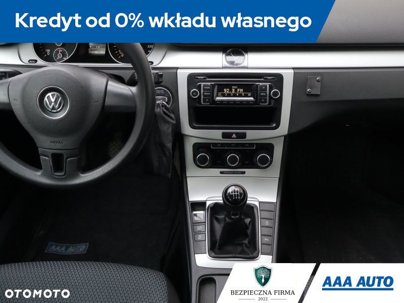 Volkswagen Passat Variant - 14