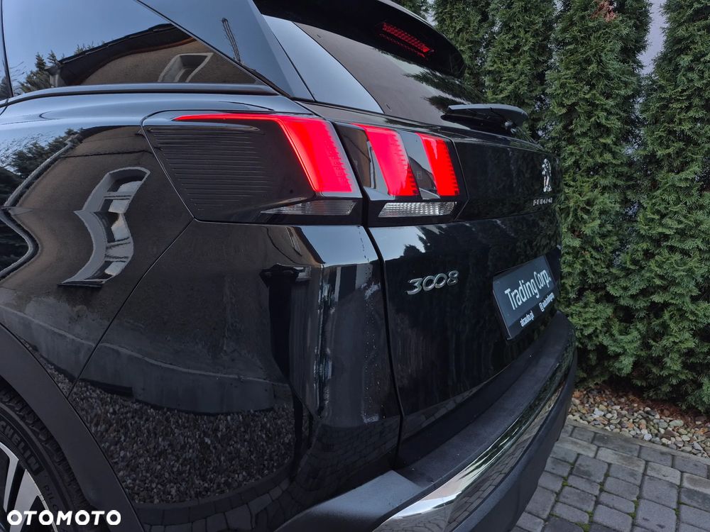 Peugeot 3008 1.6 PureTech GPF Allure S&S EAT8 - 36