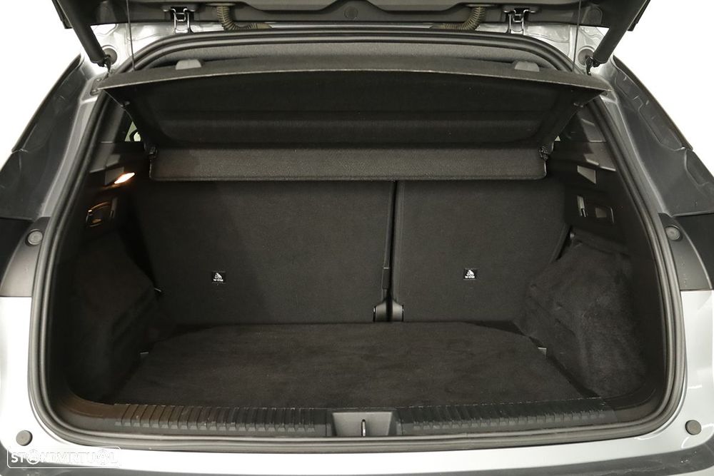 Renault Austral 1.3 Mild Hybrid Iconic Auto - 24