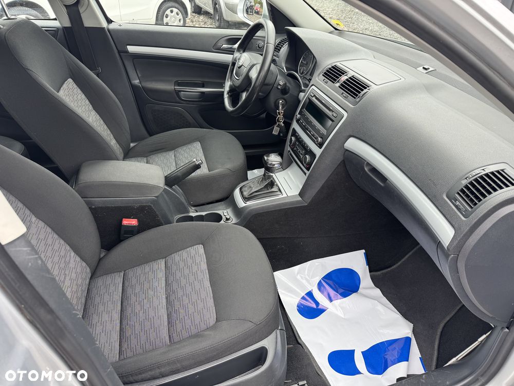 Skoda Octavia 1.9 TDI Elegance DSG - 13