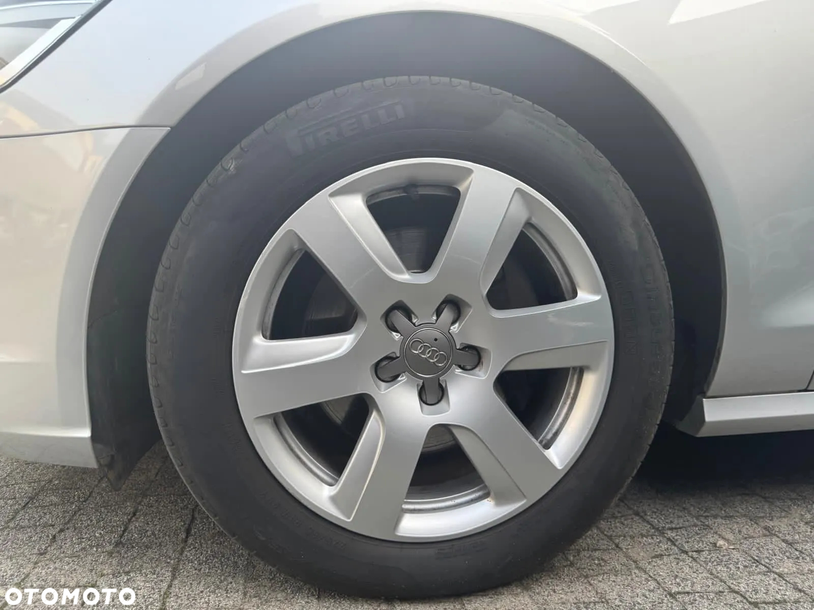 Audi A6 Avant 2.0 TDI Ultra S tronic - 14
