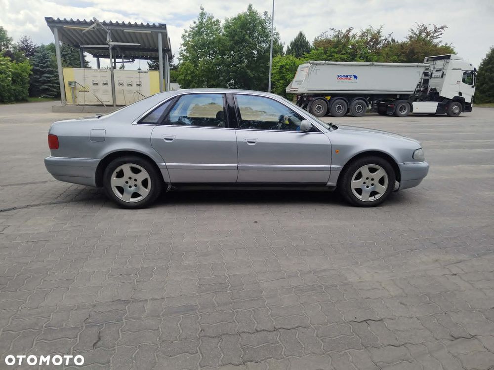 Audi A8 ver-a8-4-2-quattro-tiptronic - 6