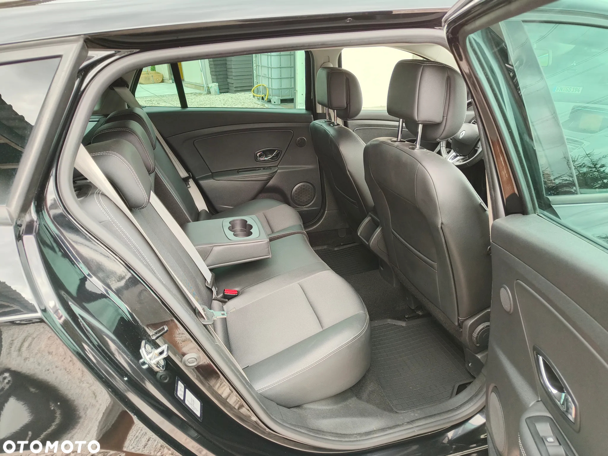 Renault Megane Grandtour TCe 130 Bose Edition - 14