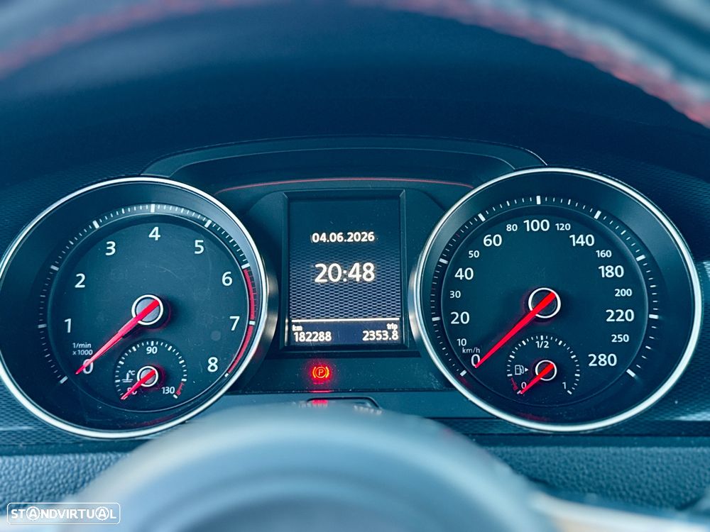 VW Golf GTI Performance BlueMotion DSG - 22