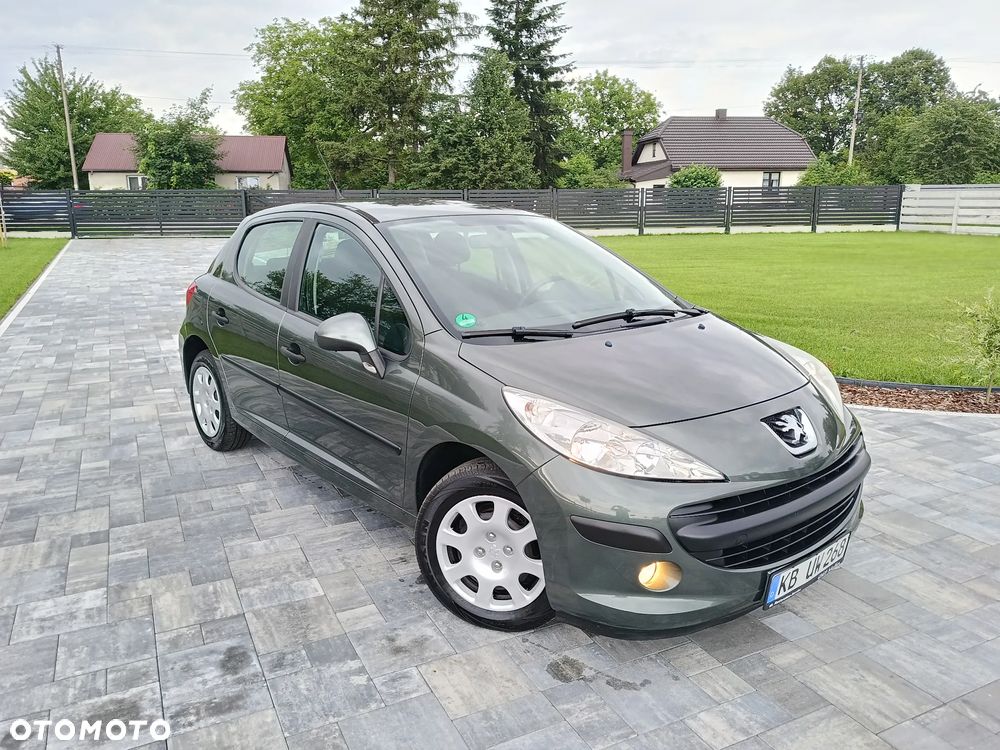 Peugeot 207 - 6