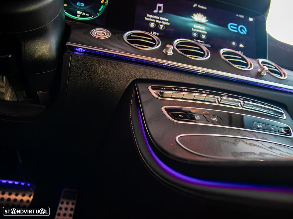 Mercedes-Benz E 300 de 9G-TRONIC AMG Line - 55