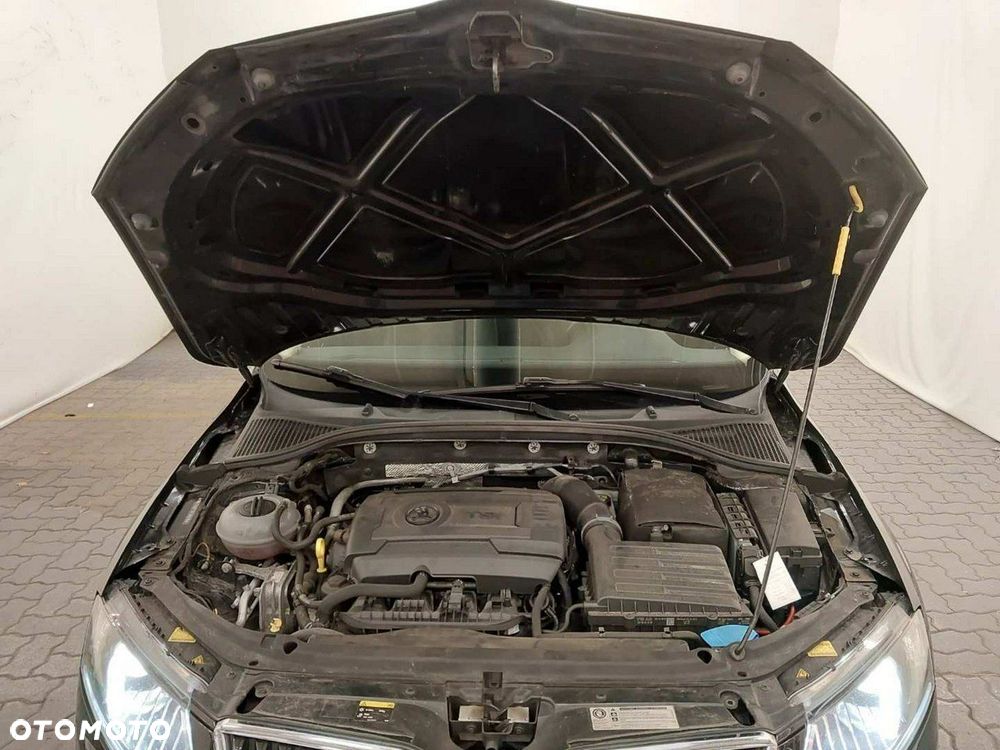 Skoda Octavia 1.8 TSI 4x4 L&K DSG - 14