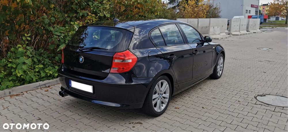 BMW Seria 1 120i Edition Sport - 33