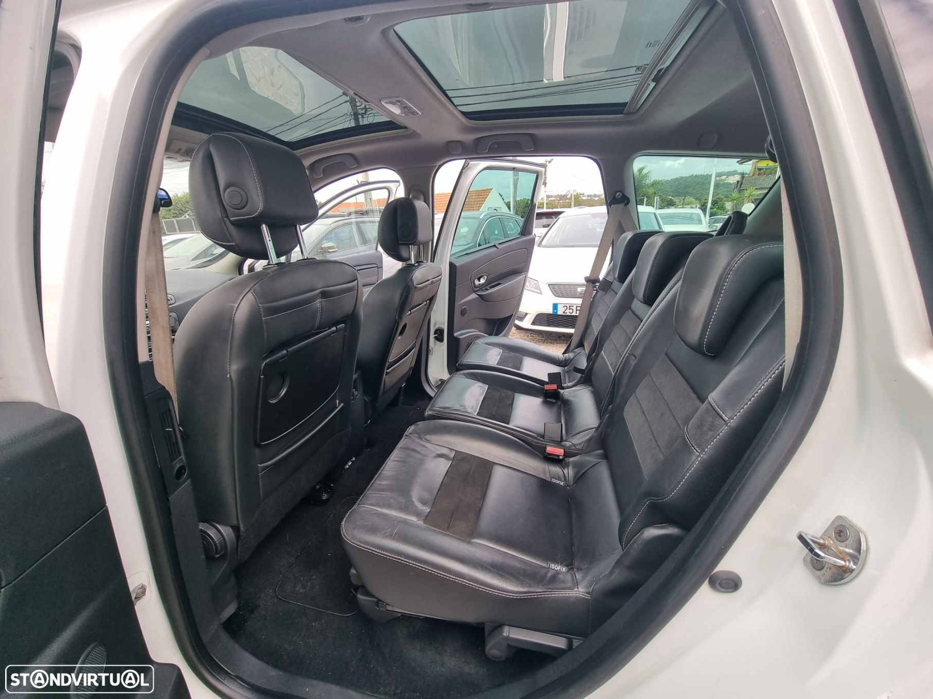 Renault Grand Scénic 1.6 dCi Luxe 7L - 17