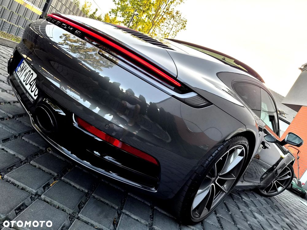 Porsche 911 Carrera PDK - 32