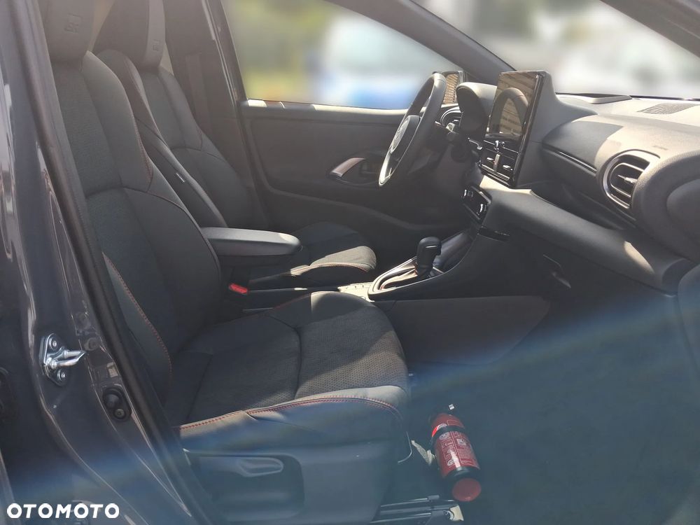 Toyota Yaris Hybrid 1.5 GR Sport - 9