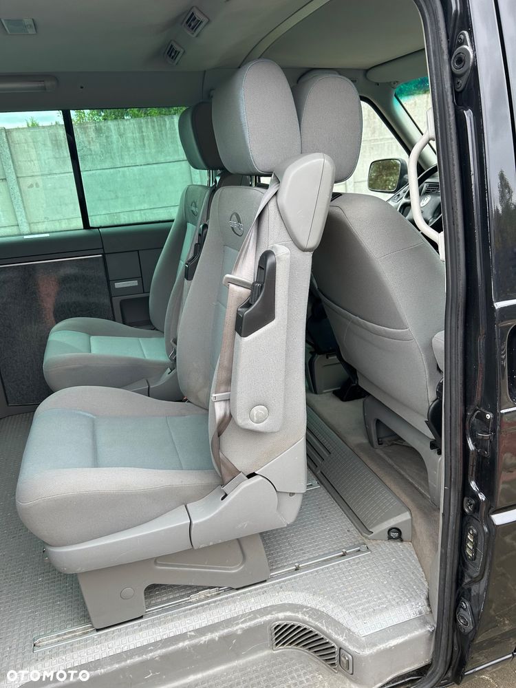 Volkswagen Multivan - 18