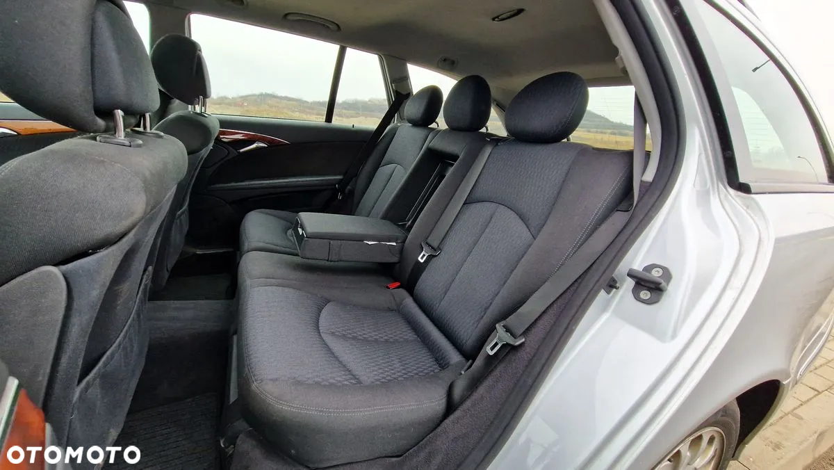 Mercedes-Benz Klasa E 220 CDI Automatik Elegance - 9