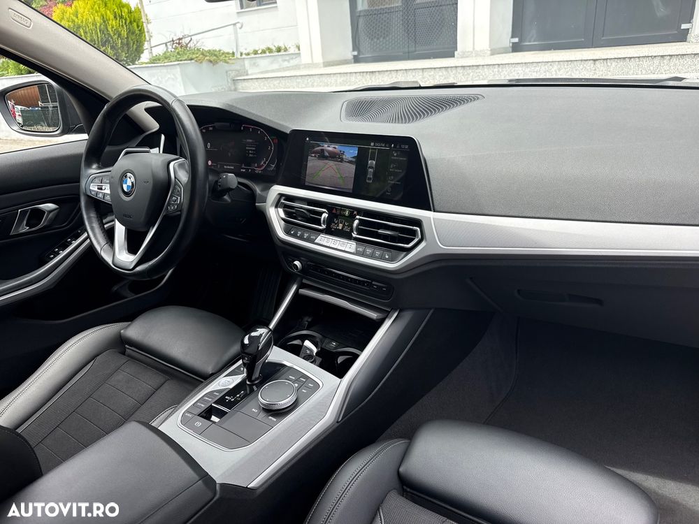BMW Seria 3 320d xDrive Aut. Sport Line - 30
