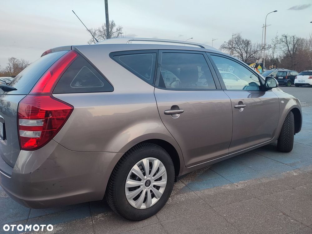 Kia Ceed 1.4 CVVT LX Basis - 5